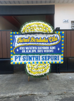 Papan Bunga Duka di Palupi